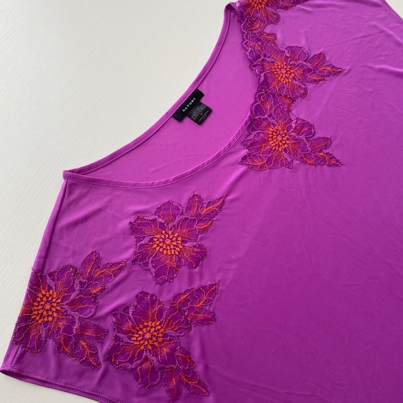 NATORI Short Sleeve 2 Piece Semi Sheer Floral Lace Detail Set Magenta Size M - Picture 7 of 15